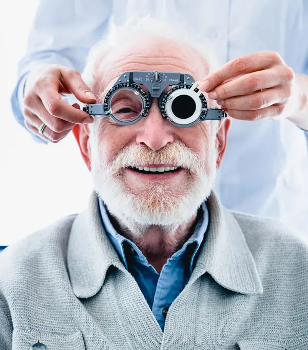 Cataratas en los Ojos: Recupera la Claridad Visual Hoy